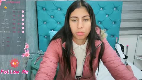 Snapshot of mary_mood_ chatting on May 26, 2026, 10:33 am Mary Moon online show from May 26, 2026, 10:33 am