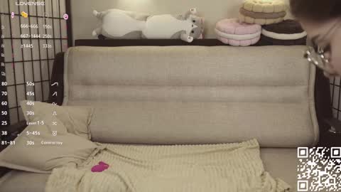 Snapshot of mary_shake chatting on January 24, 2025, 11:45 pm Mary online show from January 24, 2025, 11:45 pm