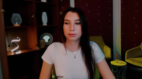 mary skiny online show from April 14, 2026, 11:16 am