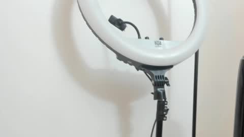 Snapshot of mary_spencer chatting on April 12, 2026, 11:37 am MARY online show from April 12, 2026, 11:37 am