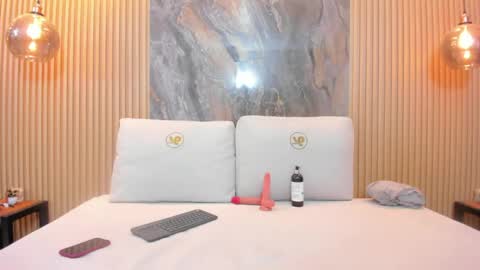 Snapshot of mary_spencer chatting on May 6, 2026, 1:38 pm MARY online show from May 6, 2026, 1:38 pm