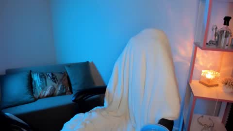 Mary GTM3Mon Wed Thu Sat Sun 0400 am-1030pm online show from September 22, 2025, 12:01 am