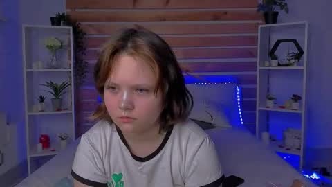 marybryantt online show from February 11, 2026, 1:21 am