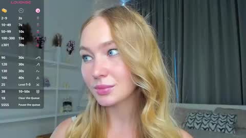 Hannah 3 online show from September 23, 2025, 9:34 am