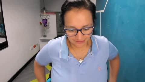 Marylin online show from December 26, 2024, 10:52 pm