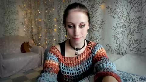 Snapshot of marylou_ chatting on September 24, 2025, 9:34 am Mary Lou online show from September 24, 2025, 9:34 am