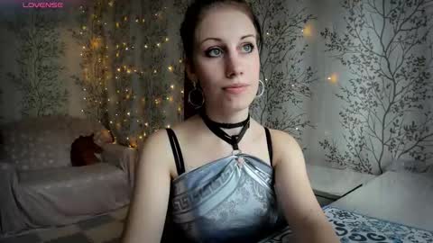 Snapshot of marylou_ chatting on October 4, 2025, 6:55 am Mary Lou online show from October 4, 2025, 6:55 am