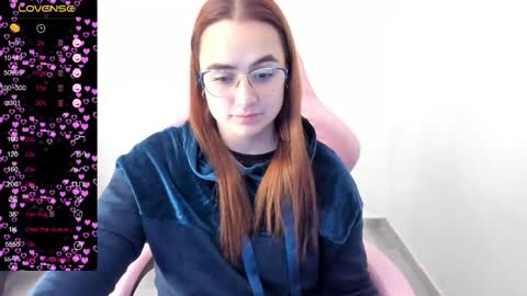 Dulce Maria online show from February 25, 2025, 6:03 am