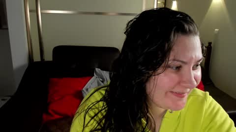 Snapshot of maryswon chatting on December 31, 2024, 12:04 pm Mary online show from December 31, 2024, 12:04 pm