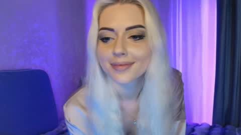 MaryVi online show from April 5, 2026, 7:55 pm