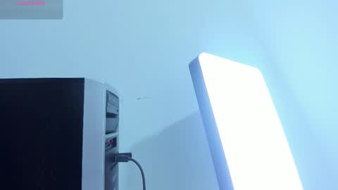 Mary  online show from February 28, 2026, 8:32 pm