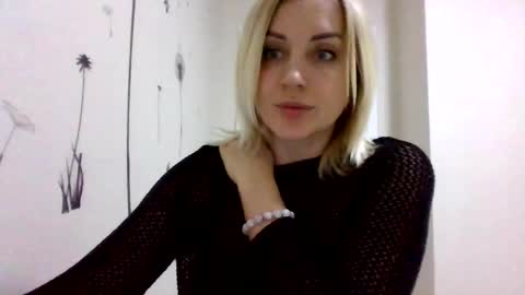 Snapshot of maryyemm chatting on January 12, 2025, 8:14 pm maryyemm online show from January 12, 2025, 8:14 pm