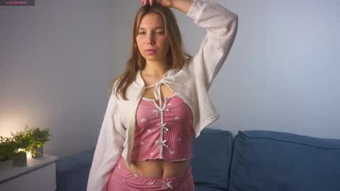 Sunny online show from March 12, 2026, 9:10 pm