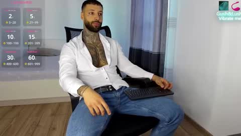 masculineguy69 online show from October 29, 2025, 6:48 am