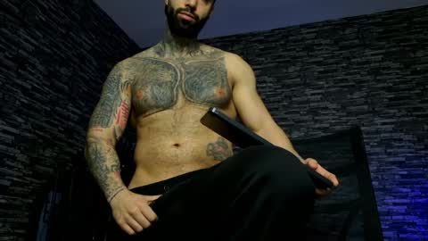 masculineguy69 online show from April 1, 2026, 11:13 pm