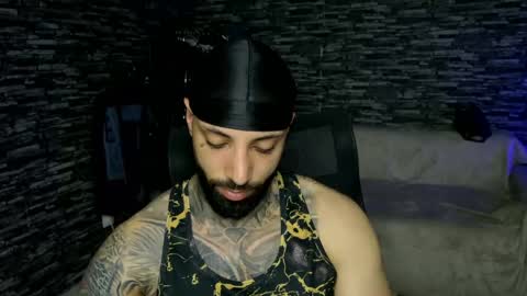 Snapshot of masculineguy69 chatting on May 8, 2026, 7:52 pm masculineguy69 online show from May 8, 2026, 7:52 pm