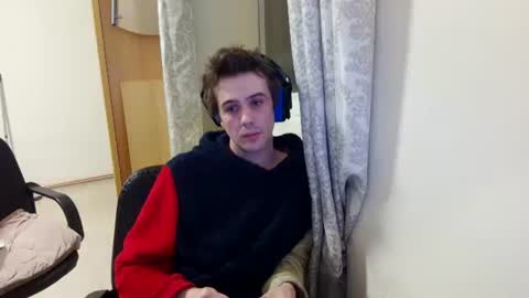 Snapshot of mash_potatoes_are_good chatting on December 12, 2024, 2:48 am mash_potatoes_are_good online show from December 12, 2024, 2:48 am