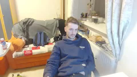 Snapshot of mash_potatoes_are_good chatting on October 10, 2025, 7:02 pm mash_potatoes_are_good online show from October 10, 2025, 7:02 pm