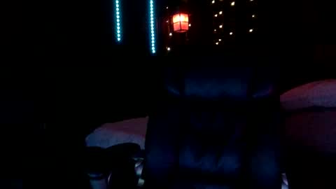 maskddcouple online show from May 22, 2026, 2:08 am