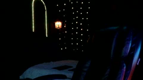 maskddcouple online show from June 18, 2026, 1:06 am
