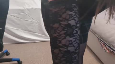 MaskedChara online show from December 10, 2024, 12:49 pm