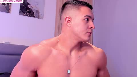 Snapshot of mason_bennet chatting on October 5, 2025, 10:13 am Mason Bennet online show from October 5, 2025, 10:13 am