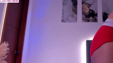 Snapshot of mason_bennet chatting on October 18, 2025, 10:43 pm Mason Bennet online show from October 18, 2025, 10:43 pm
