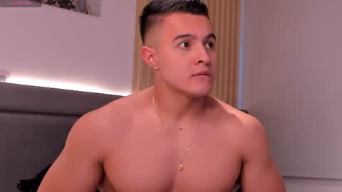 Mason Bennet online show from July 24, 2026, 8:51 pm
