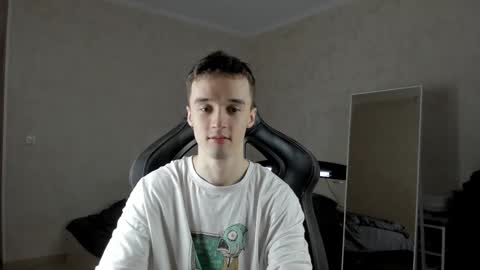 Snapshot of mason_warhol chatting on March 4, 2025, 6:47 am Mason online show from March 4, 2025, 6:47 am