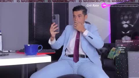 I am Massimo online show from September 28, 2025, 1:38 pm