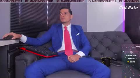 I am Massimo online show from November 20, 2025, 2:06 pm