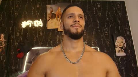 massimo_greco2 online show from October 29, 2025, 10:44 pm