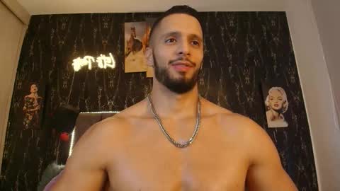 massimo_greco2 online show from January 12, 2026, 9:42 pm