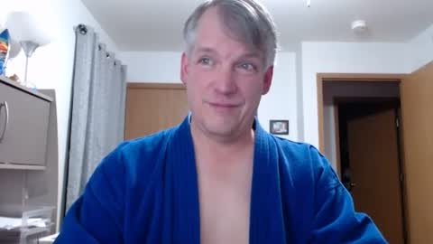 Snapshot of master_thorn chatting on February 8, 2025, 3:08 am Master Thorn online show from February 8, 2025, 3:08 am