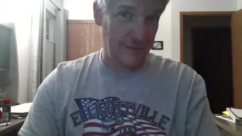 Snapshot of master_thorn chatting on October 21, 2025, 1:39 am Master Thorn online show from October 21, 2025, 1:39 am