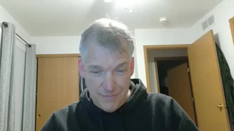 Snapshot of master_thorn chatting on October 29, 2025, 2:14 am Master Thorn online show from October 29, 2025, 2:14 am