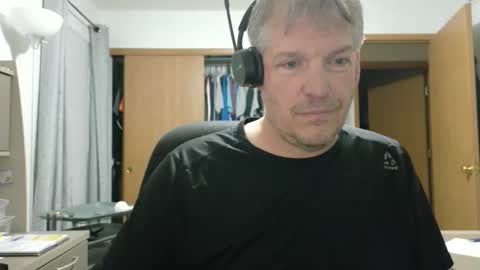 Snapshot of master_thorn chatting on May 25, 2026, 2:39 am Master Thorn online show from May 25, 2026, 2:39 am