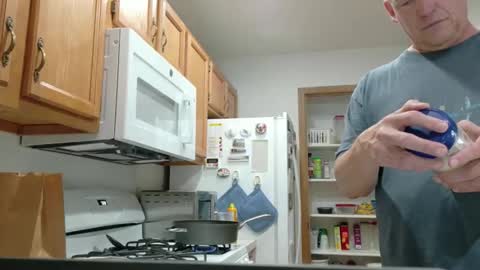 Snapshot of master_thorn chatting on May 31, 2026, 11:28 pm Master Thorn online show from May 31, 2026, 11:28 pm