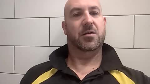 Snapshot of masterclass69er chatting on October 30, 2025, 11:00 am Bob online show from October 30, 2025, 11:00 am