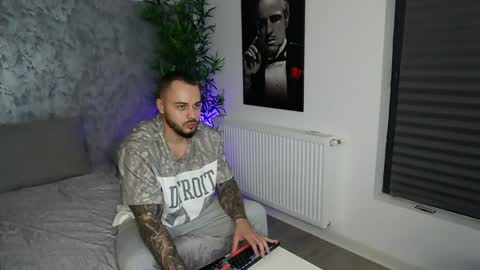 masterkingmuscle online show from February 2, 2026, 8:18 pm