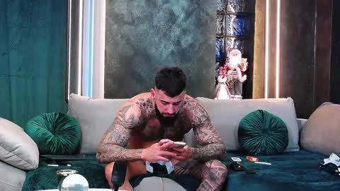 masterkingofmuscle online show from December 2, 2024, 12:51 pm