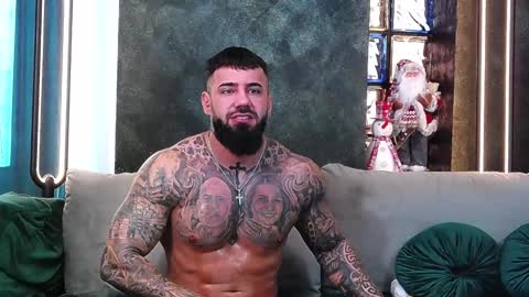 masterkingofmuscle online show from December 19, 2024, 8:02 am