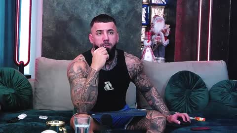 masterkingofmuscle online show from December 30, 2024, 8:43 am