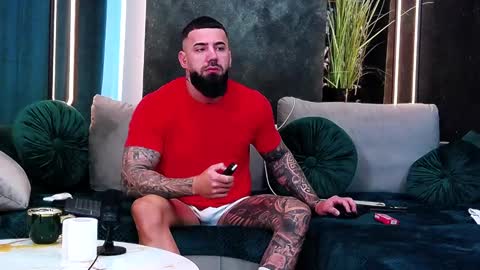 masterkingofmuscle online show from February 4, 2025, 6:57 am