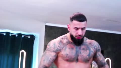 masterkingofmuscle online show from February 4, 2025, 1:16 pm