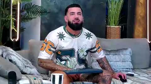 masterkingofmuscle online show from November 11, 2025, 7:30 am