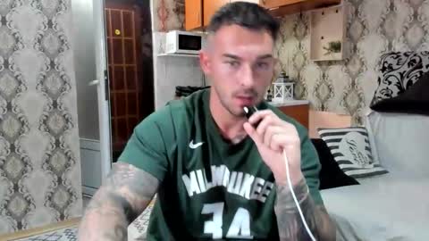 Jon online show from September 22, 2025, 8:00 pm