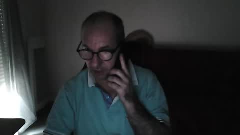 mat11efou online show from June 8, 2026, 6:19 pm