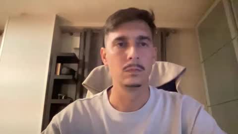 Aaron online show from October 14, 2025, 7:14 pm