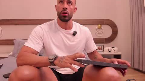 Mateo online show from July 11, 2026, 7:05 pm